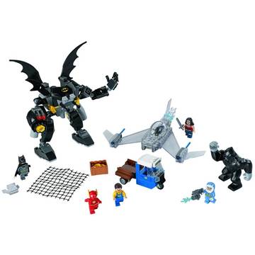 Set constructie Lego Super Heroes DC Comics Gorilla Grodd a luat-o razna